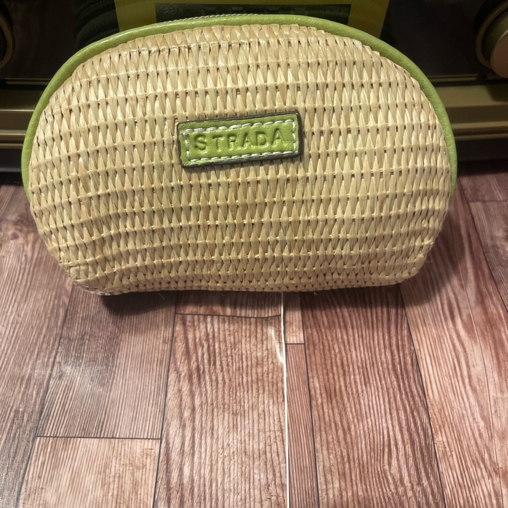 Strada Natural Woven Cosmetic Pouch with Green Trim